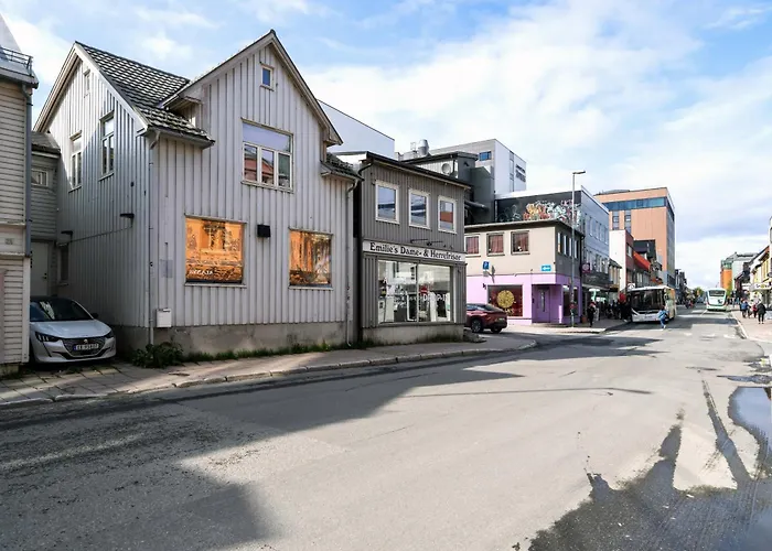 Heart Of The L Explore L Arctic Vibes *